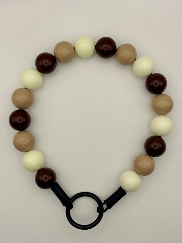 beige-normal-nyakorv beige-normal-nyakorv